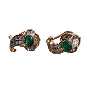 18k Yellow Gold Diamond Emerald Ring