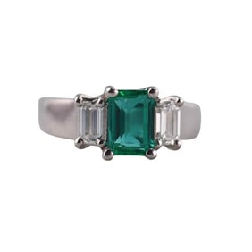 Platinum Diamond Emerald Ring