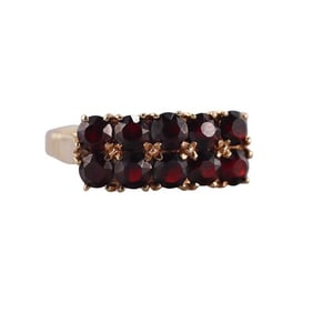 14k Gold Garnet Ring