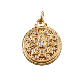 Chow Tai Fook 22k Gold Diamond Pendant