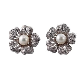 14k Gold Diamond Pearl Flower Earrings