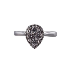 18k White Gold Diamond Ring