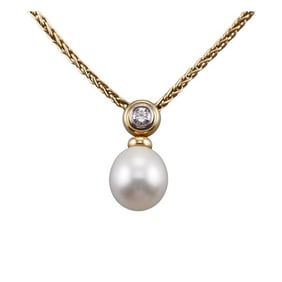 18k Yellow Gold Diamond Pearl Pendant Necklace