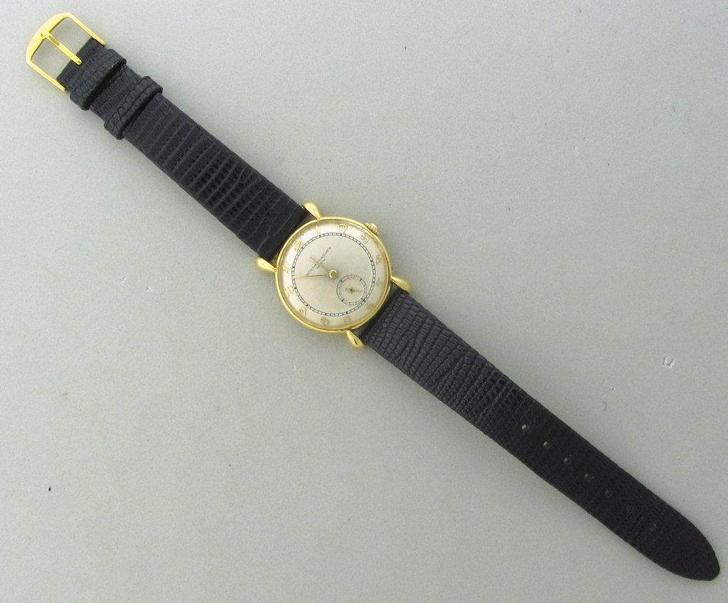 Vintage Vacheron Constantin 18K Gold Watch: 18k gold Case with teardrop lugs 30mm X 36mm, Manual wind Movement