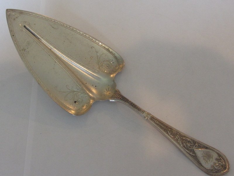 Gorham Raphael Sterling Ornate Pie Server: Measurement- 9 5/8". Marked- Makers Mark, Pat., Sterling. Weight- 2.85ozt. Monogram- Yes.
