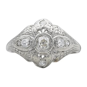 18k White Gold Diamond Ring