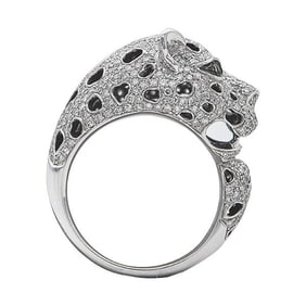 18k White Gold Diamond and Emerald Panther Ring