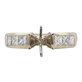 14k Yellow Gold Princess-Cut Diamond Engagement Ring Setting