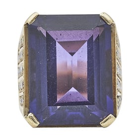 18k Yellow Gold Emerald-Cut Amethyst and Diamond Oversized Cocktail Ring