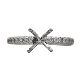 18k White Gold Diamond Engagement Ring Setting
