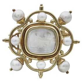 Elizabeth Locke 18k Yellow Gold Glass Intaglio, Mother-of-Pearl and Pearl Pendant