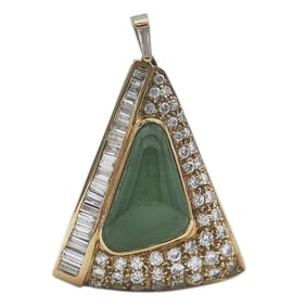 18k Yellow Gold Jade and Diamond Triangle Pendant