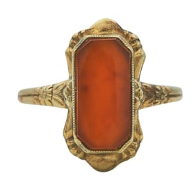Vintage 14K Yellow Gold Carnelian Signet Ring