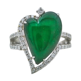 18K White Gold Heart-Shaped Jade and Diamond Ring