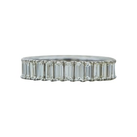 18K White Gold Emerald-Cut Diamond Eternity Band Ring
