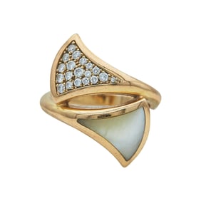 Buvlgari Bulgari Divas' Dream 18K Rose Gold Diamond and Mother-of-Pearl Ring