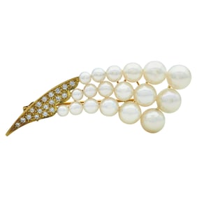 Mikimoto 18K Yellow Gold Graduated Akoya Pearl and Diamond Brooch