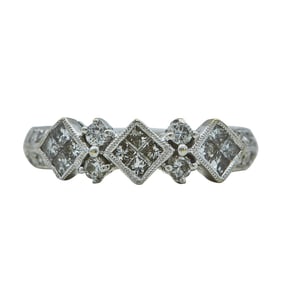 14K White Gold Mixed-Cut Diamond Illusion Cluster Band Ring