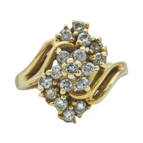 14K Yellow Gold Diamond approx. 1.00 ctw Cluster Ring