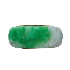 14K Yellow Gold Carved Jade Ring