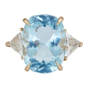 18K Yellow Gold Cushion-Cut Aquamarine and Trillion-Cut Diamond Three Stone Ring