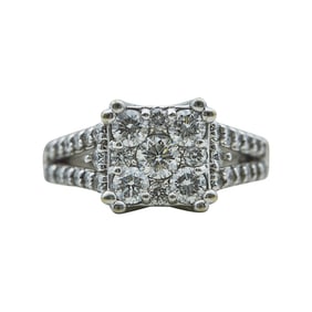 14K White Gold Round-Cut Diamond Illusion Cluster Engagement Ring