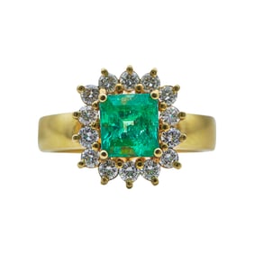 18K Yellow Gold Emerald and Diamond Halo Cluster Ring