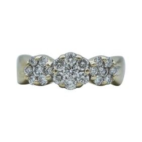 14K White Gold Diamond Cluster Ring