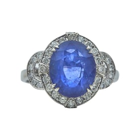 18K White Gold Oval-Shaped 4.84 carat Sapphire and Diamond Ring