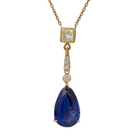 18K Yellow Gold 4.97 carat Natural, Heated Sapphire and Mixed-Cut Diamond Pendant Necklace