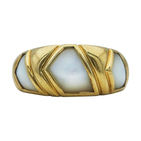Bvlgari Bulgari 18K Yellow Gold Mother-of-Pearl Ring