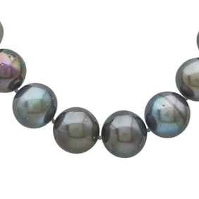 14K White Gold and Grey Pearl Necklace