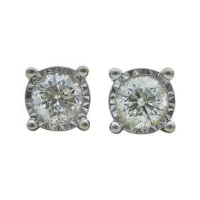 10K White Gold and 1.30 Carat Diamond Stud Earrings