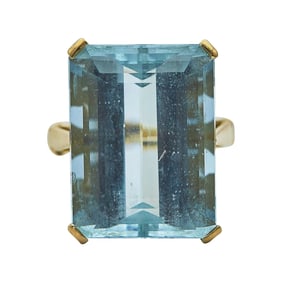 Retro 14K Yellow Gold Emerald Cut Aquamarine Cocktail Ring