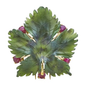 Mario Buccellati 18K Yellow Gold, Carved Nephrite Jade, and Ruby Leaf Brooch Pin