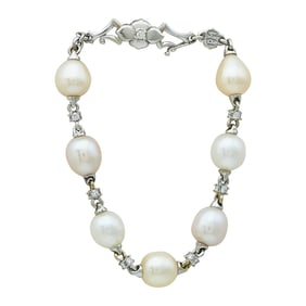Paul Morelli 18K White Gold, Baroque Pearl, and Diamond Bracelet