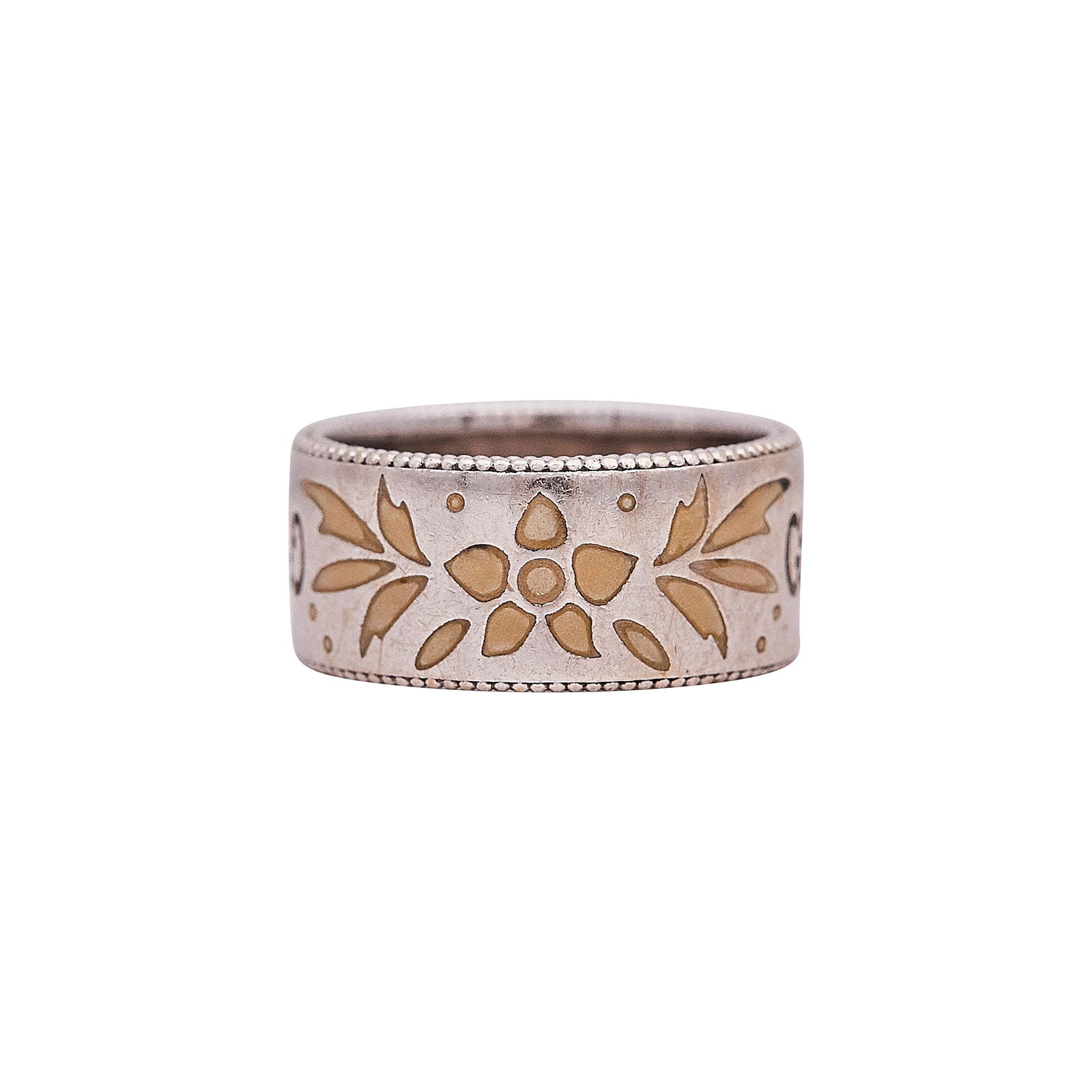 Gucci Icon Blooms 18K White Gold And Enamel Band Ring: BRAND: Gucci; METAL: 18K White Gold; GEMSTONES: Enamel; STAMPED: 15, ICON, makers mark, assay mark, Au750, italian maker's mark, GUCCI, MADE IN ITALY; CONDITION: Pre-owned, Good; ITEM WEIGHT (GRAMS):