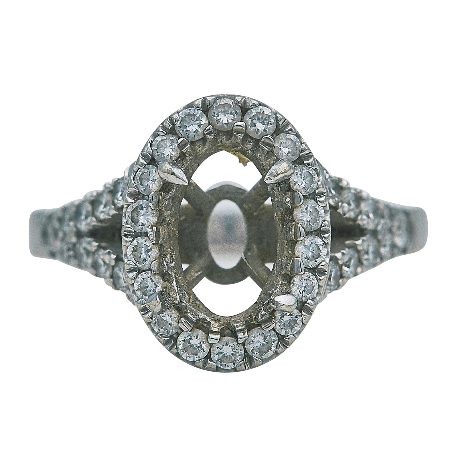 18K White Gold and Diamond Engagement Ring Setting (1 of 3)