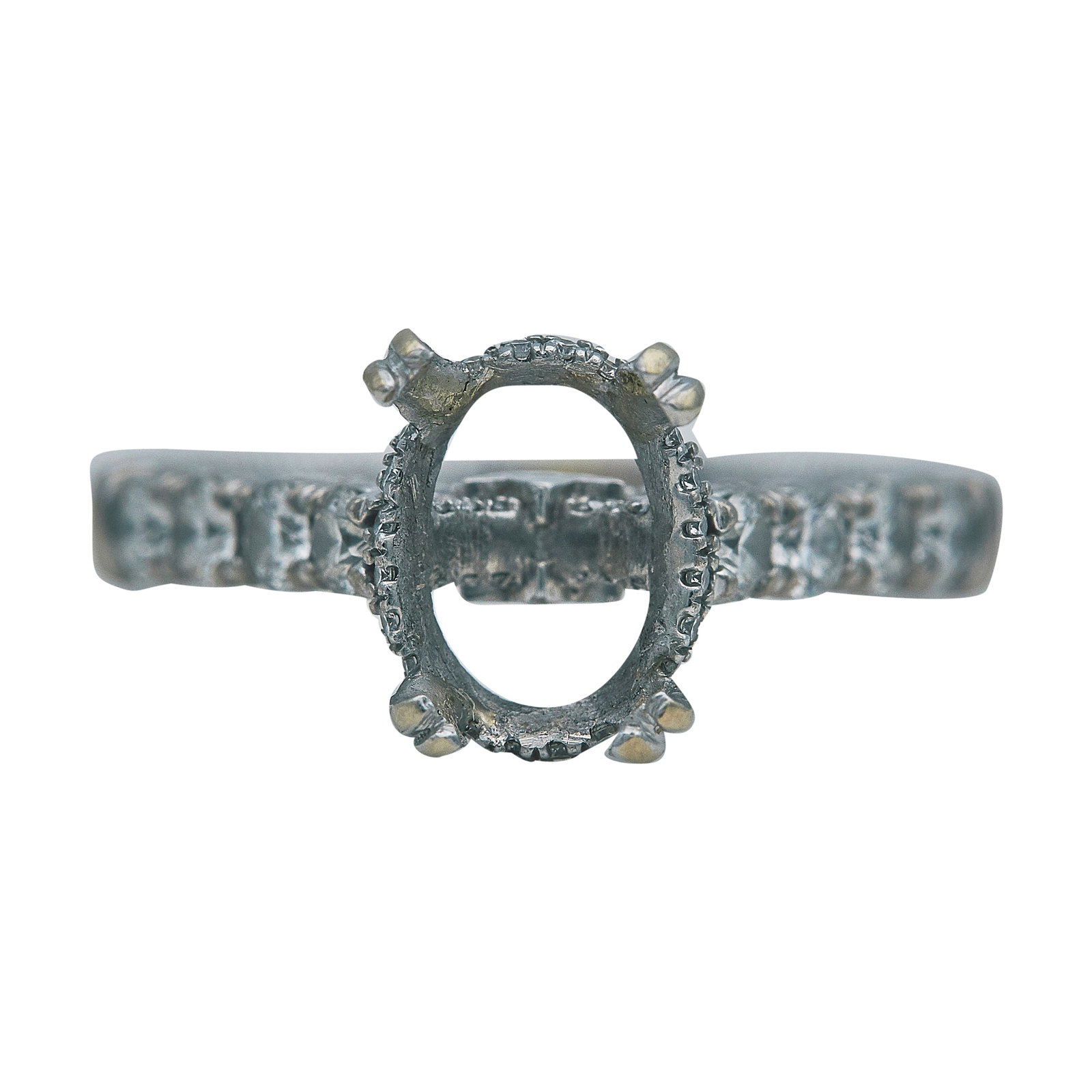 Verragio 18K White Gold and Diamond Ring Setting: BRAND: Verragio; METAL: 18K White Gold; APPROXIMATE TOTAL DIAMOND WEIGHT: 0.79 ctw; STAMPED: Verragio 18K, serial number; CONDITION: Pre-owned, Good; ITEM WEIGHT (GRAMS): 5.3 g; MEASUREMENTS: Ring siz