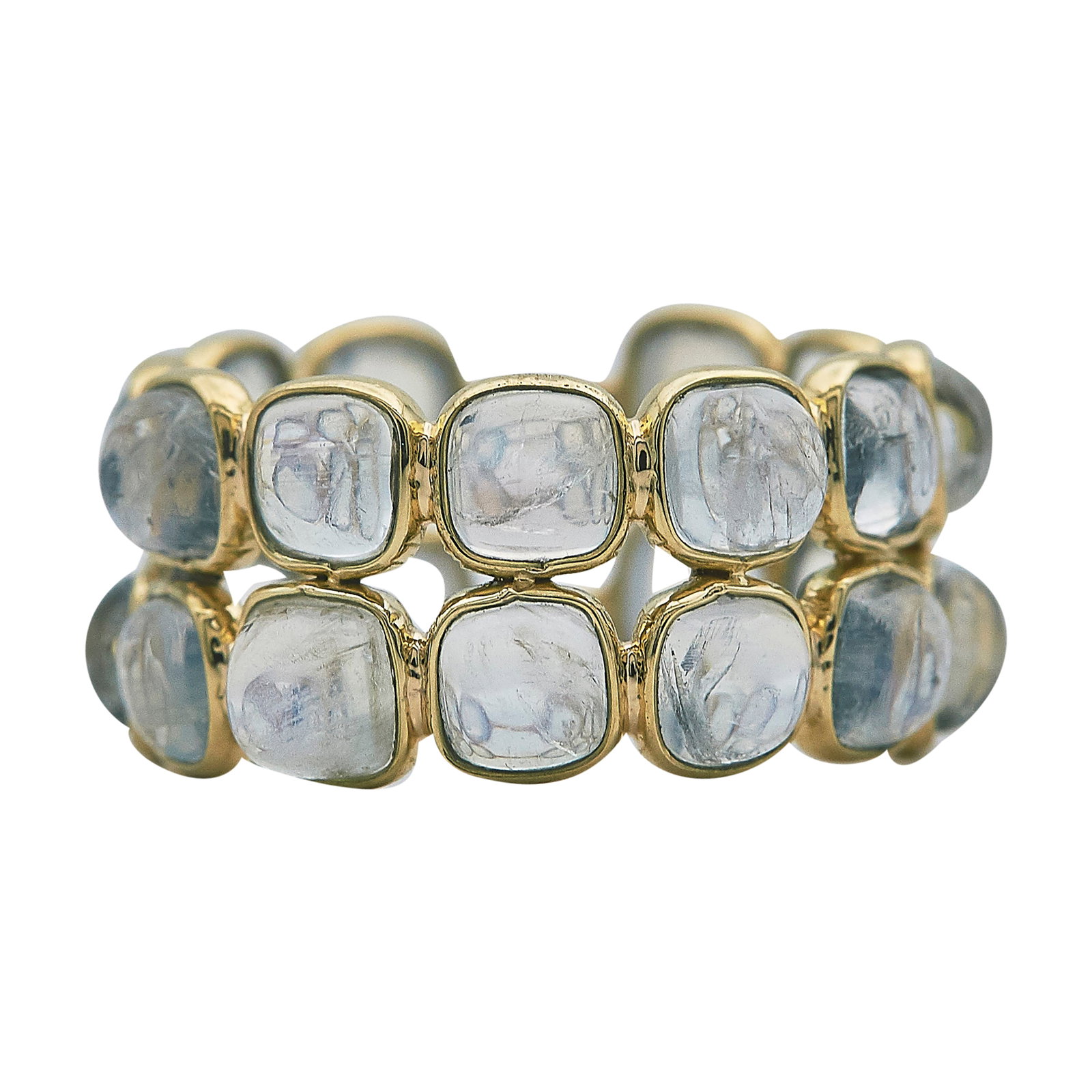 18K Yellow Gold and Cabochon Moonstone Band Ring: METAL: 18K Yellow Gold; GEMSTONES: Moonstone; STAMPED: 18K; CONDITION: Pre-owned, Very Good; ITEM WEIGHT (GRAMS): 4.3 g; MEASUREMENTS: Ring size 6 1/2