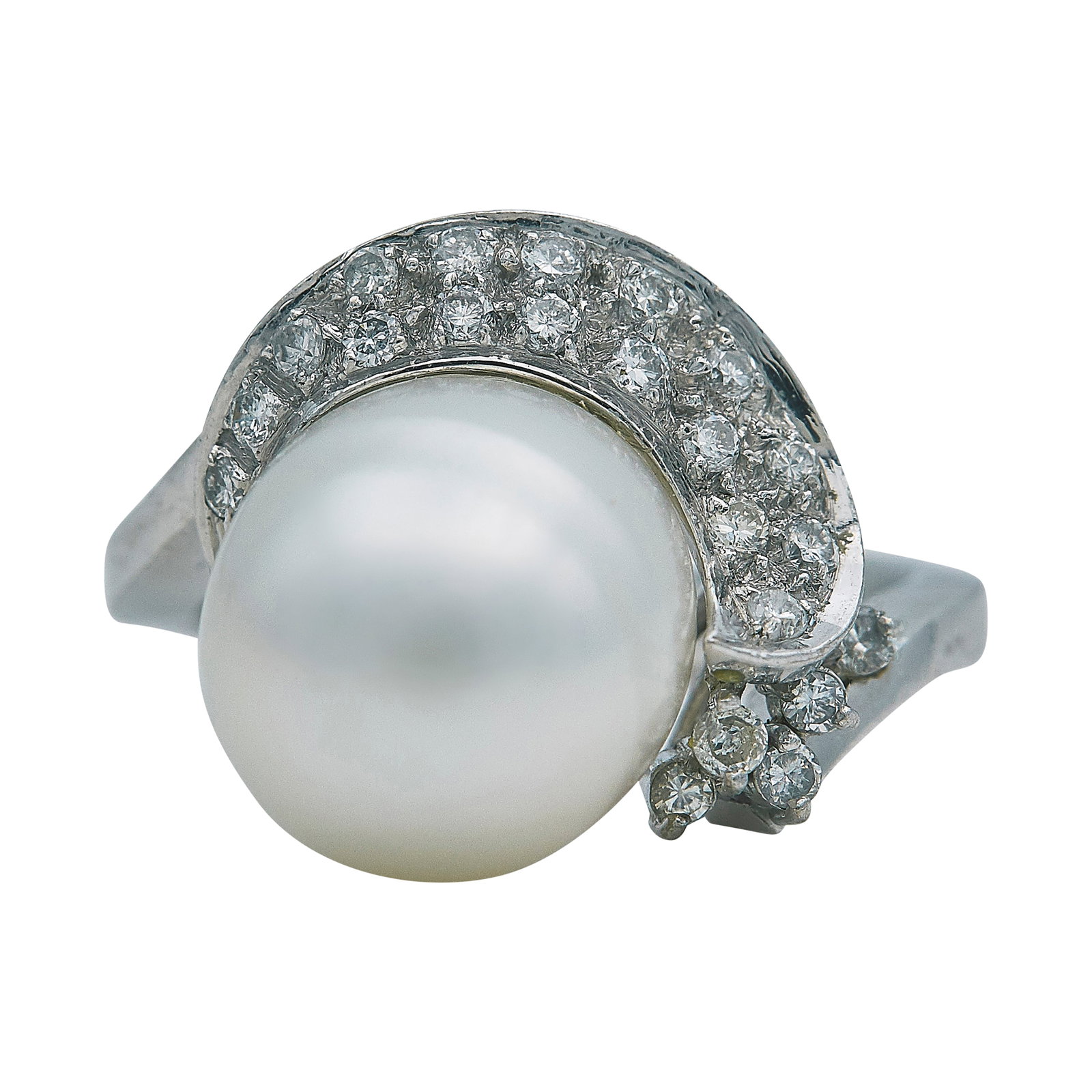 18K White Gold Pearl and Diamond Ring (1 of 3)