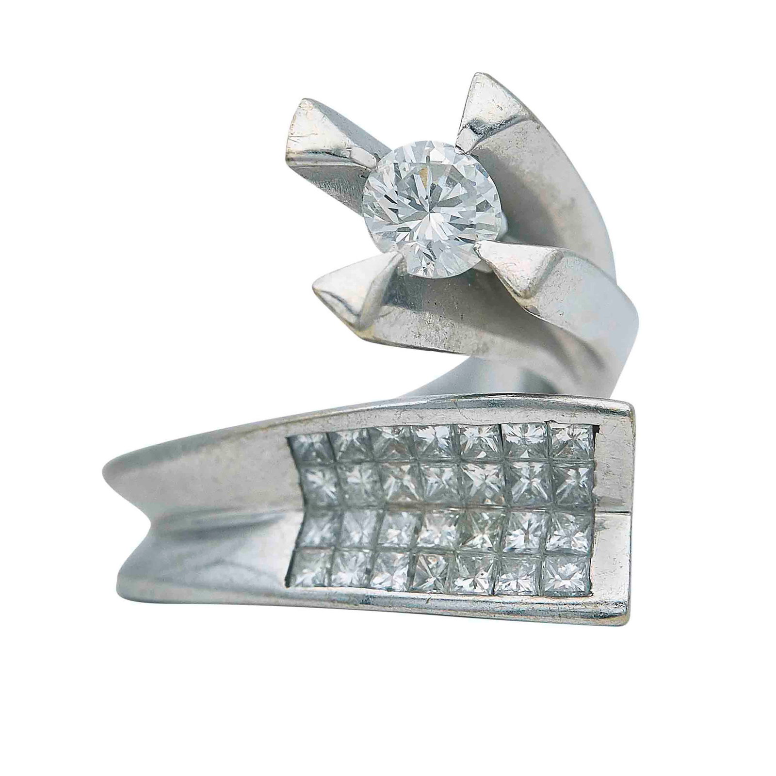 18K White Gold and Diamond Bypass Star Ring: METAL: 18K White Gold; APPROXIMATE TOTAL DIAMOND WEIGHT: 1.50 ctw; TESTED: 18K White Gold; CONDITION: Pre-owned, Good; ITEM WEIGHT (GRAMS): 16.2 g; MEASUREMENTS: Ring size 5; ADDITIONAL COMMENTS: