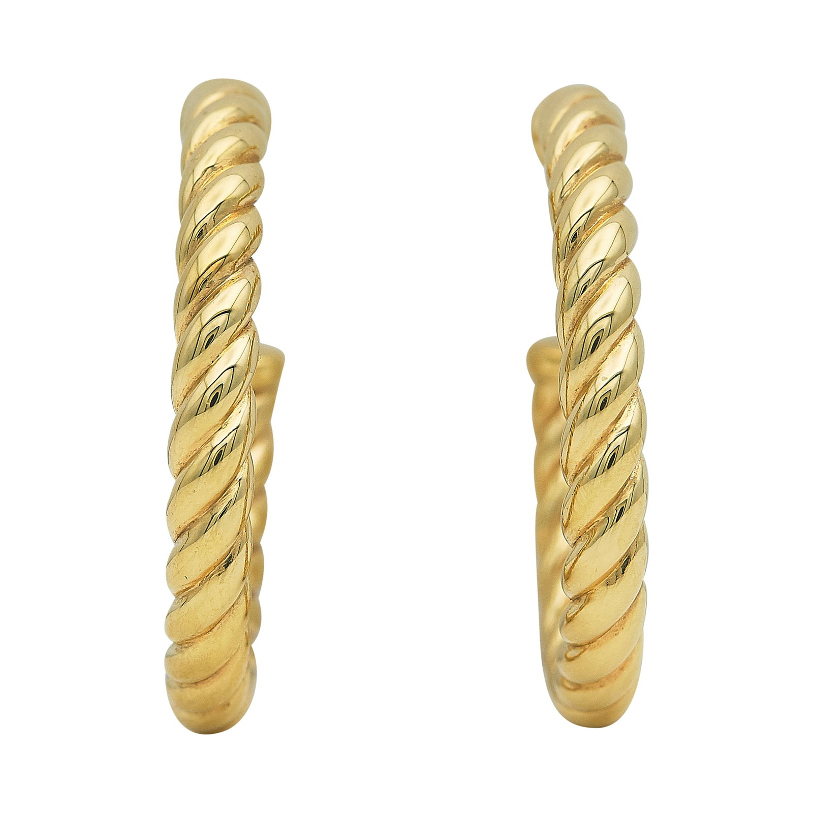 David Yurman 18K Yellow Gold Hoop Earrings: BRAND: David Yurman; METAL: 18K Yellow Gold; STAMPED: © DY, 750; CONDITION: Pre-owned, Very Good; ITEM WEIGHT (GRAMS): 11.3 g; MEASUREMENTS: Earrings 1 9/16 inch in diameter x 3/16 inch wide; ADDITIO