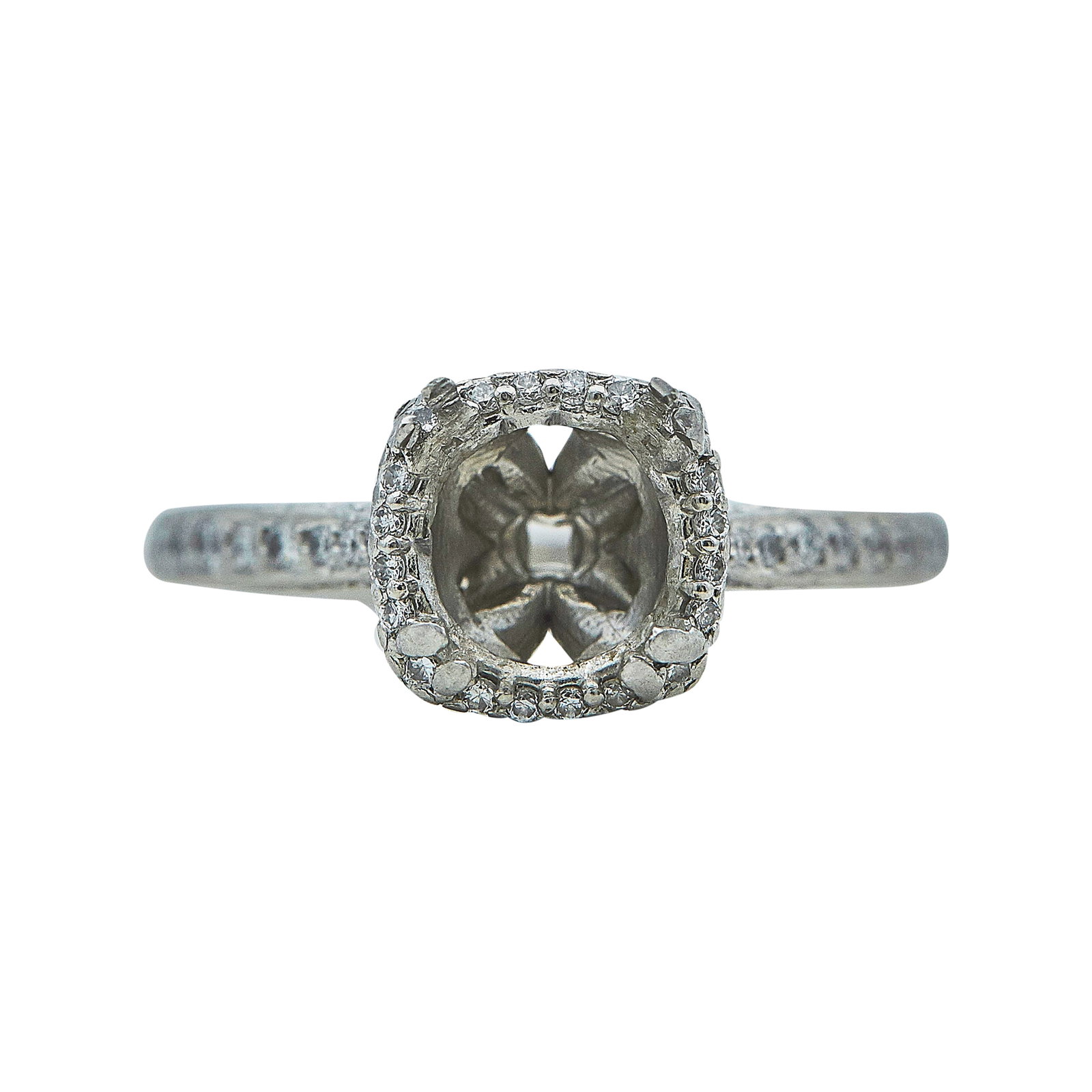 Tacori Platinum and Diamond Ring Engagement Ring Setting: BRAND: Tacori; METAL: Platinum; APPROXIMATE TOTAL DIAMOND WEIGHT: 0.29 ctw; STAMPED: TACORI, PLAT; CONDITION: Pre-owned, Very Good; ITEM WEIGHT (GRAMS): 5.5 g; MEASUREMENTS: Ring size 5 3/4, Center wi