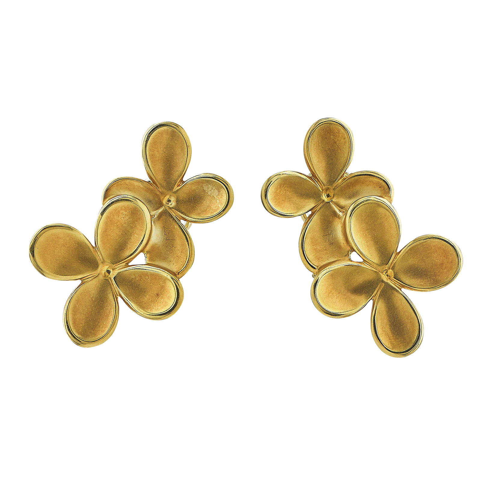 Angela Cummings 18K Yellow Gold Flower Earrings: BRAND: Angela Cummings; METAL: 18K Yellow Gold; STAMPED: © 1987, Cummings, 18K; CONDITION: Pre-owned, Very Good; ITEM WEIGHT (GRAMS): 21.7 g; MEASUREMENTS: Earrings 1 1/2 inch long x 15/16 inch wide;