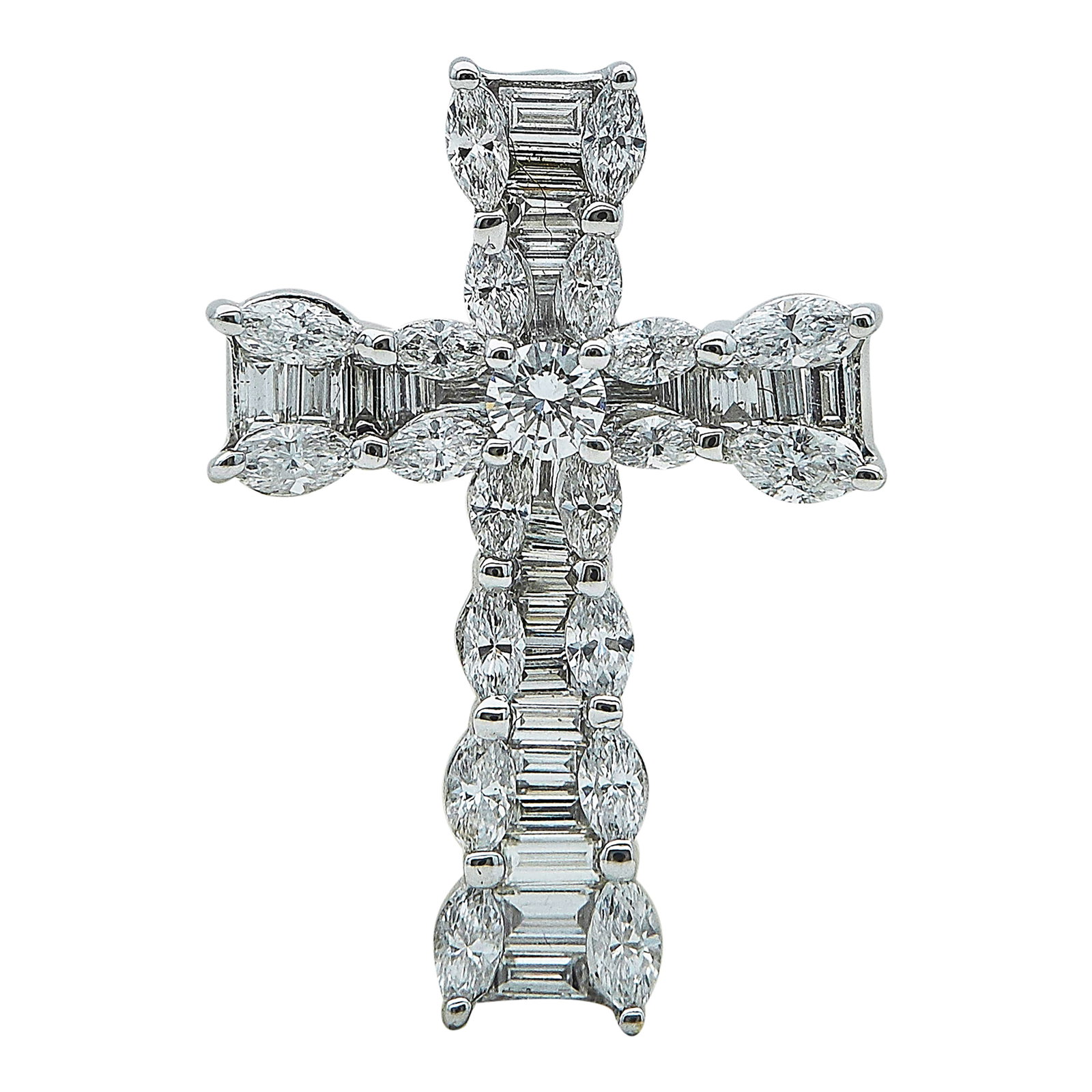 18K White Gold and Diamond Cross Pendant: METAL: 18K White Gold; APPROXIMATE TOTAL DIAMOND WEIGHT: 1.32 ctw; STAMPED: K18, 132; CONDITION: Pre-owned, Very Good; ITEM WEIGHT (GRAMS): 2.3 g; MEASUREMENTS: Pendant approx. 7/8 inch long x 5/8 inc