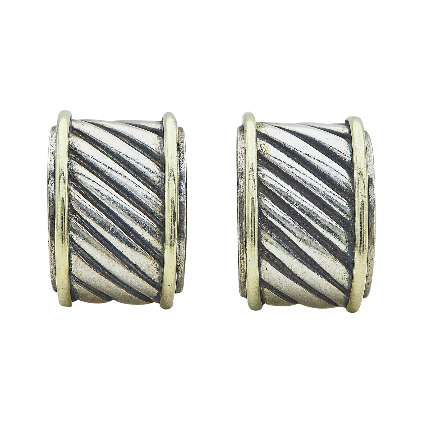 David Yurman 14K Yellow Gold and Sterling Silver Earrings: BRAND: David Yurman; METAL: 14K Yellow Gold/Silver; STAMPED: ©D.Yurman, 925, 750; CONDITION: Pre-owned, Good; ITEM WEIGHT (GRAMS): 15.9 g; MEASUREMENTS: Earrings approx. 3/4 inch long x 1/2 inch wide