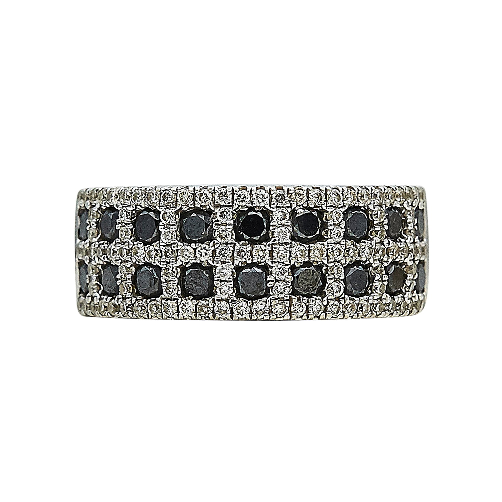 Le Vian 14K White Gold, White & Black Diamond Ring: BRAND: Le Vian; METAL: 14K White Gold; APPROXIMATE TOTAL DIAMOND WEIGHT: 0.31 ctw; GEMSTONES: Black Diamond; STAMPED: Le Vian, 14K; CONDITION: Pre-owned, Good; ITEM WEIGHT (GRAMS): 4.3 g; MEASUREMENTS