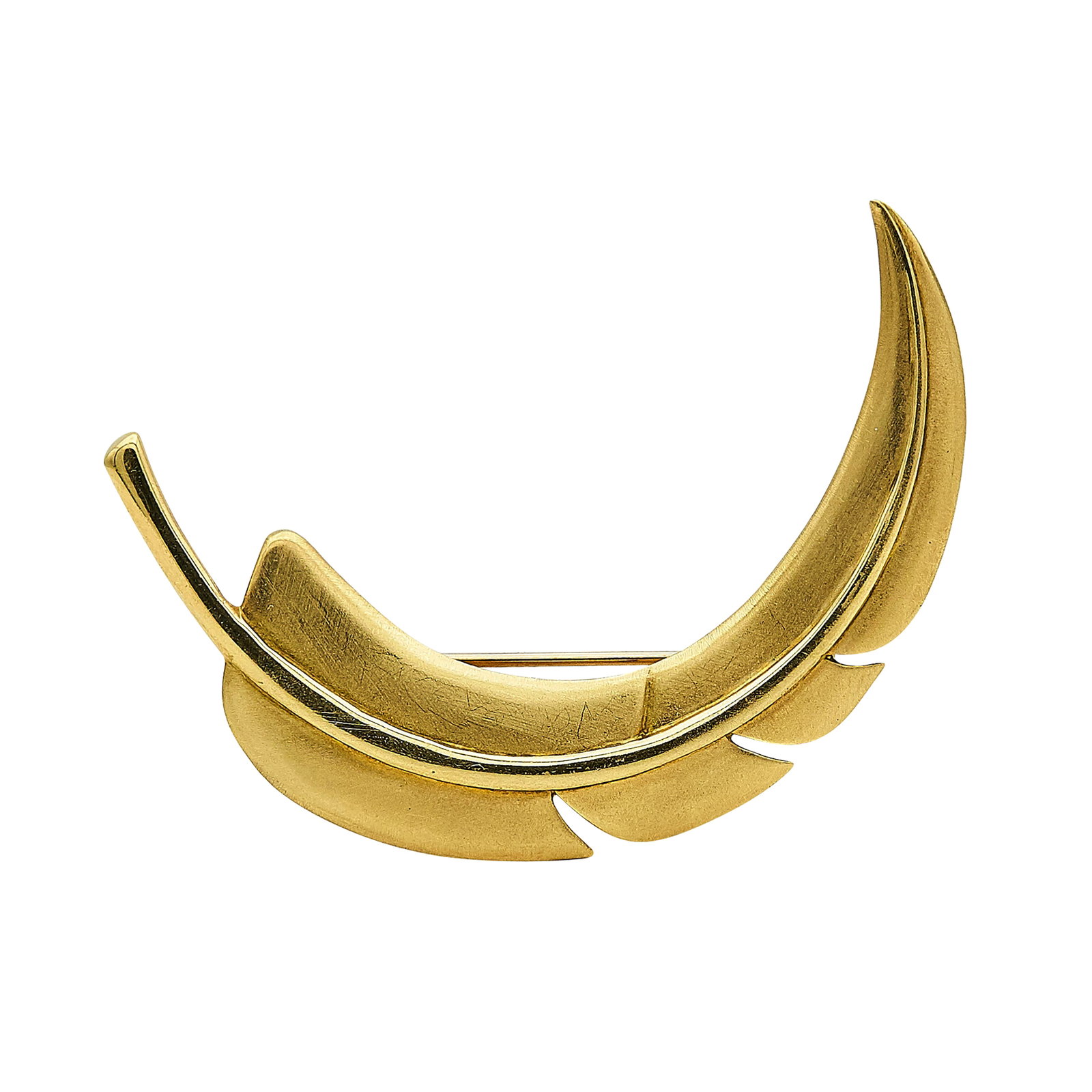 Angela Cummings for Tiffany & Co. 18K Yellow Gold Feather Brooch: BRAND: Angela Cummings for Tiffany & Co.; METAL: 18K Yellow Gold; STAMPED: 18K, ©, 1980, T&Co., Cummings, Numbered; CONDITION: Pre-owned, Very Good; ITEM WEIGHT (GRAMS): 7.9 g; MEASUREMENTS: Brooch a
