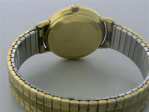 Vintage Longines 5 Star Admiral Automatic Mens Date: Longines5 Star AdmiralSilver set dial Applied gold markers Automatic movementPush pull crownDial: Silver with Gold batonsDate @ 3 o'clockAcrylic Crystal14k Gold caseGender/Size: Mens Round Case Di